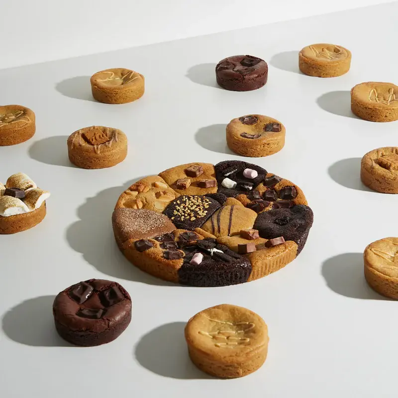 Moustache Milk & Cookie Bar