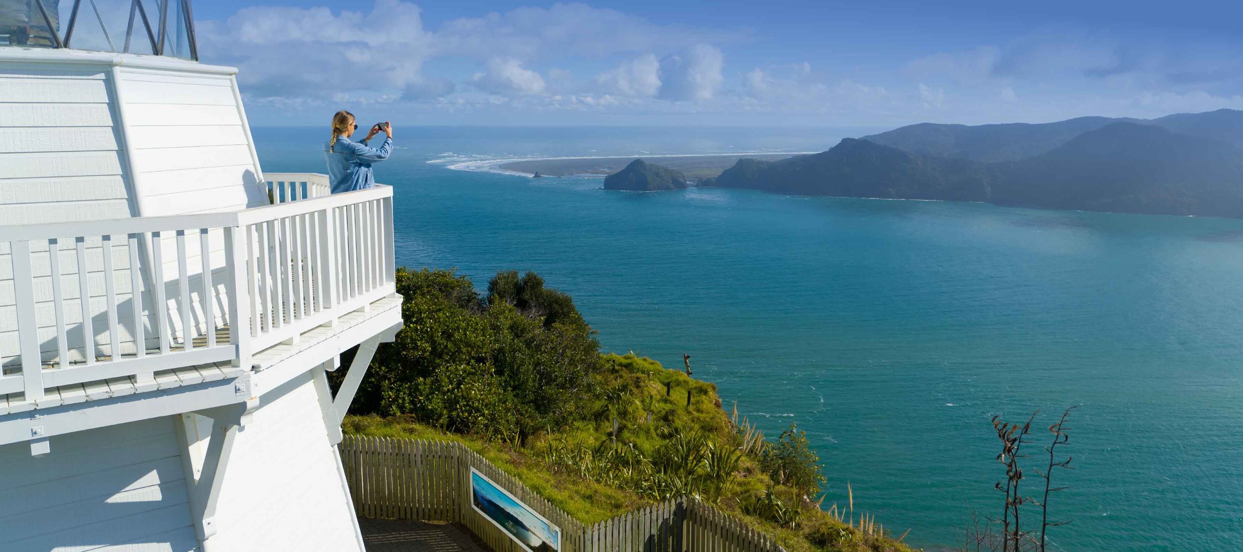 Manukau Heads Lighthouse